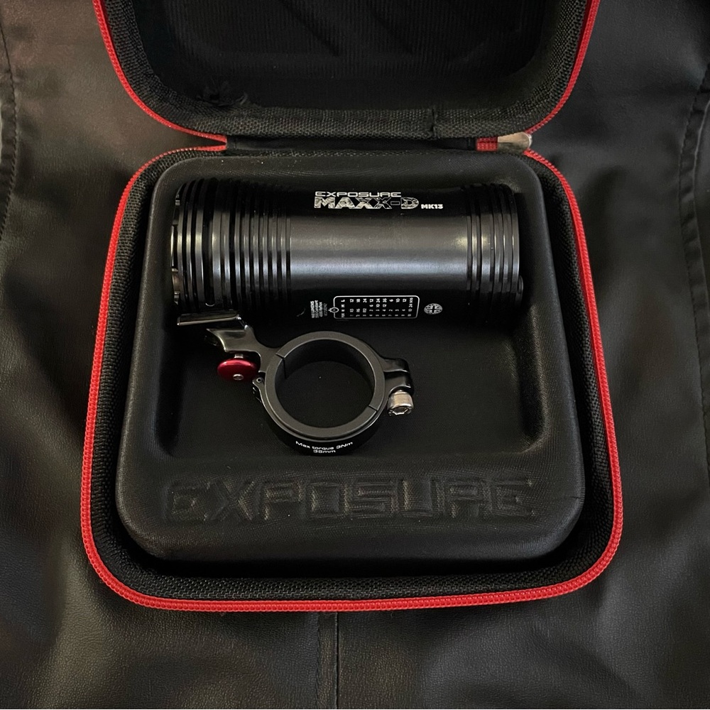 New open box exposure lights maxx-d mk13 front bicycle headlight
